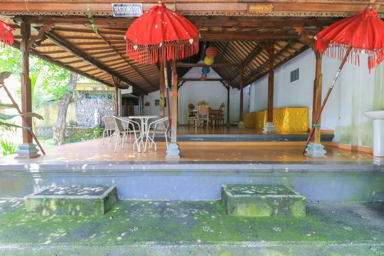 Gianyar Hotel Exterior photo