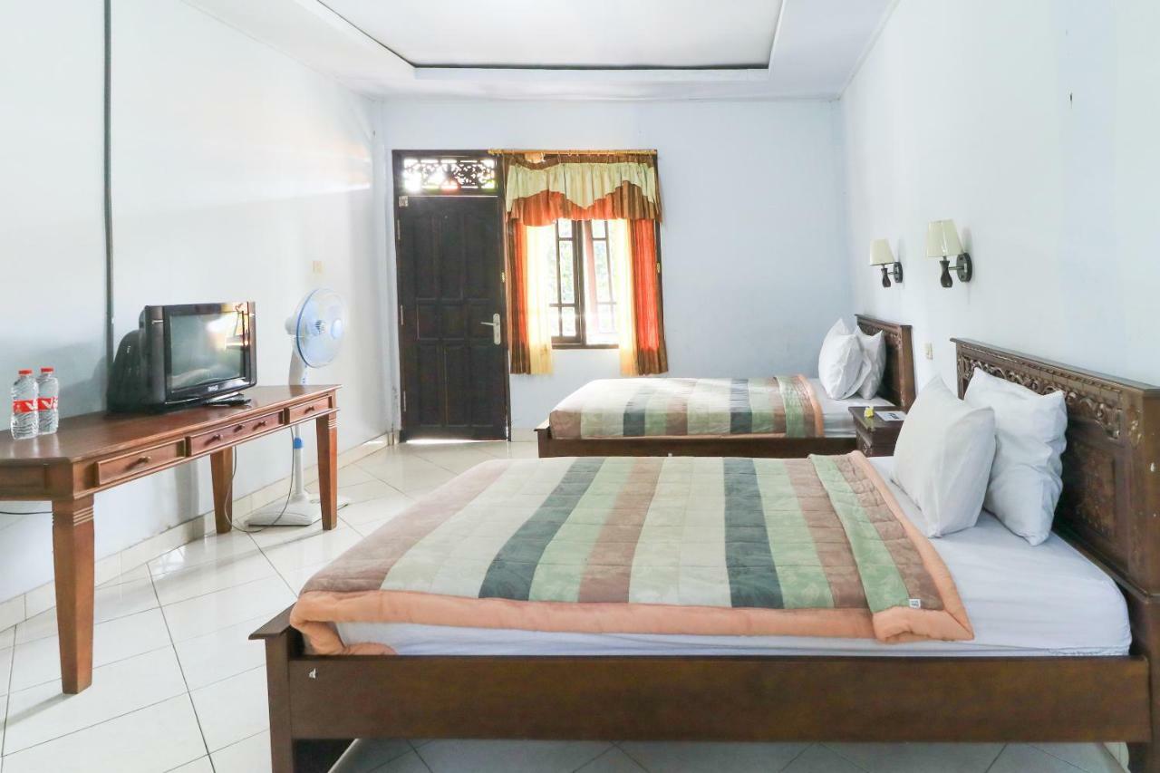 Gianyar Hotel Exterior photo
