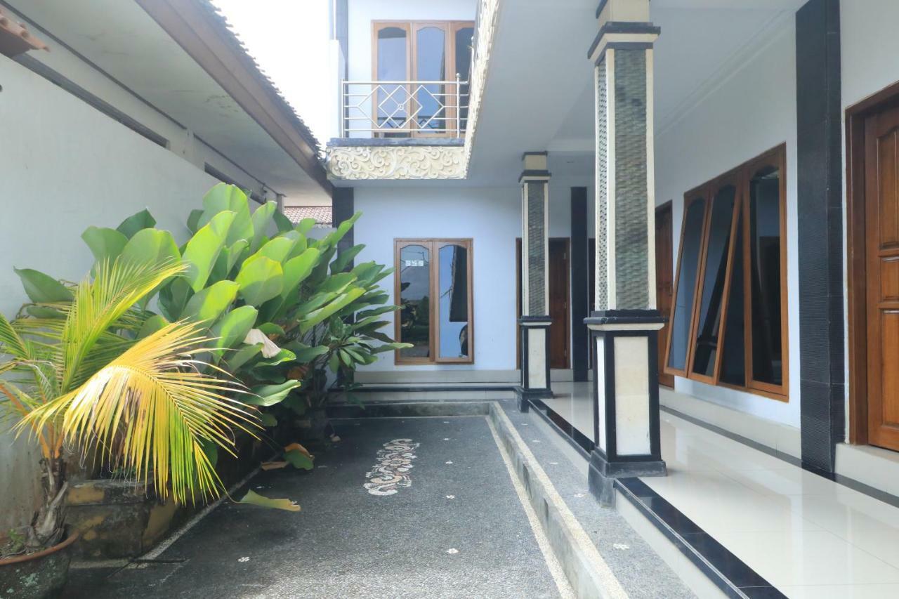 Gianyar Hotel Exterior photo